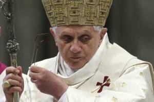 Negazionismo, il Vaticano: "Williamson ritratti"