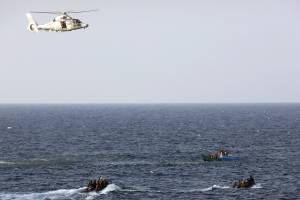 Il rimorchiatore sequestrato è sulla costa somala 
Blitz Usa, liberato il capitano della Maersk