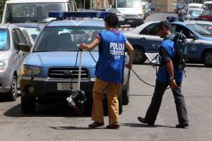 Napoli, con un'accetta 
massacra la convivente