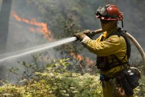 California, ancora roghi: 
7mila pompieri al lavoro 
Evacuate 2mila persone