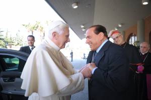 Il Papa al premier: presidente, che gioia vederla