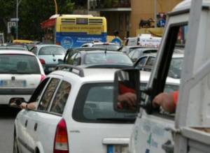 Smog, stop ai vecchi furgoni 
La Regione: "Nessun rinvio"