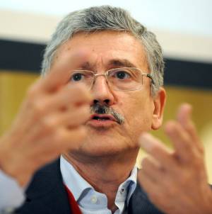 Ue, D'Alema: "Non è cosa tra me e Berlusconi"