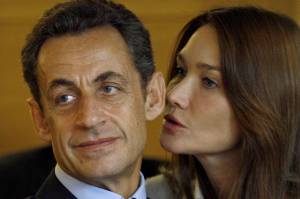 Francia, la Bruni in radio: 
"Gossip non è importante 
Non esiste un complotto"