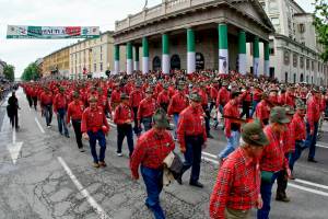 Mezzo milione di alpini a Bergamo