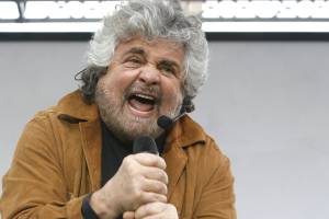Anche Beppe Grillo chiede soldi allo Stato