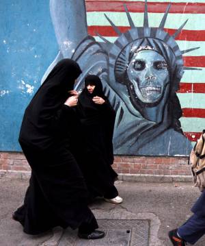 Gli Usa contro l'Iran: 
"Maggiore finanziatore 
delle reti terroristiche" 