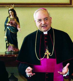Monsignor Piacenza «ministro»  per tutti i sacerdoti del mondo