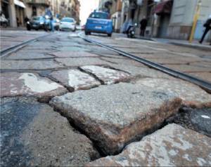 Il Comune: "Buche? Un incidente ogni 5 milioni di spostamenti"