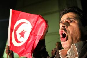 Nel destino della Tunisia 
un'ombra ingombrante: 
è il fanatismo islamico