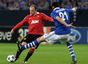 Giggs e Rooney fanno saltare il bunker Schalke