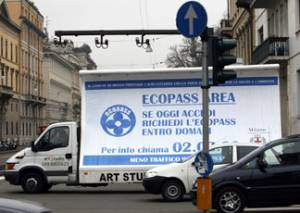 Ecco la Milano di Pisapia: più tasse per tutti 
"Subito meno auto e l'ecopass a cinque euro"