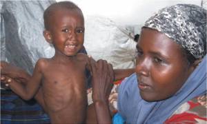Somalia, milioni di persone muoiono di fame 
Gli islamici: no agli aiuti, non vogliamo stranieri