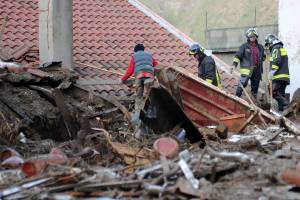 Il maltempo devasta Sicilia e Calabria Tre vittime a Messina