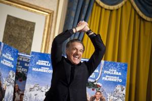 Questa sì che fa ridere:  il flop dei cinepanettoni  è colpa di Berlusconi