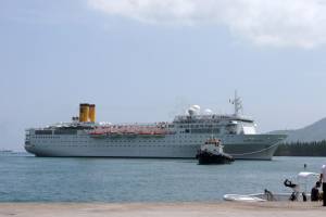 Costa Allegra, finita l'odissea I passeggeri sbarcati a Mahè