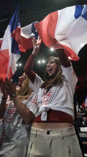 Francia, terremoto elettorale Le Pen vuol un nuovo partito
