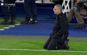 Mourinho è in ginocchio: svanisce il sogno Champions