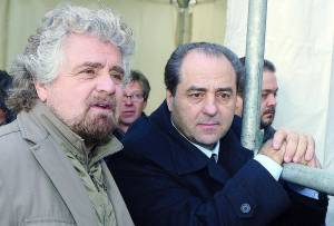Comunisti e Idv scaricano  il democratico Bersani  Manovre per il "polo rosso"