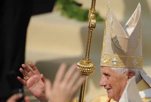 Il Papa parla ai terremotati: "In mezzo alla distruzione non sarete mai lasciati soli"