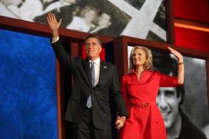 Convention repubblicana: Ann Romney "umanizza" il marito
