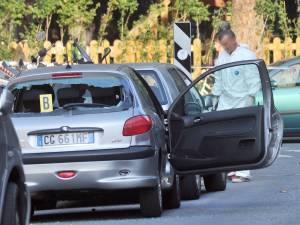 Nuova sparatoria tra la gente Agguato dopo un inseguimento