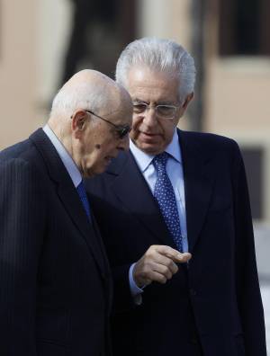 Il presidente della Repubblica Giorgio Napolitano e il presidente del Consiglio Mario Monti