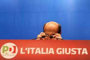 Grillo chiude a Bersani: "Nessun voto di fiducia al Pd"