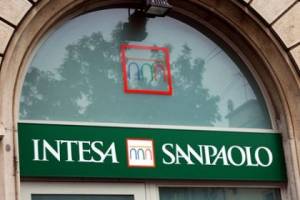 Offerta Intesa-Ubi: decidono i piccoli