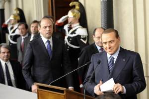 Silvio Berlusconi con Angelino Alfano, Renato Brunetta e Renato Schifani, al termine delle consultazioni