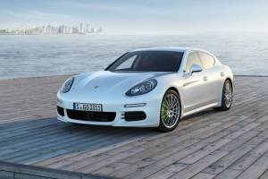 Nuova Porsche Panamera