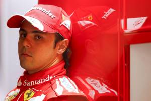 Gp Cina, prove libere: Massa vola, Alonso insegue 