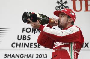 Alonso trionfa nello sport una volta chiamato F1