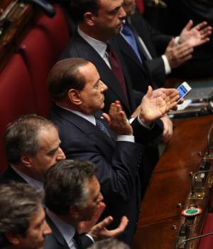Berlusconi disegna l'identikit: esecutivo politico e anti tasse