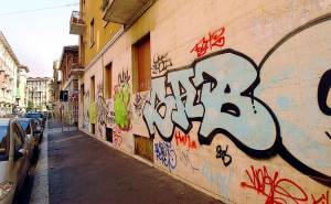 La firma sui graffiti incastra i writer