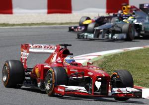 Formula 1, a Barcellona Alonso torna a sorridere