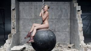 Grasso contro i giornalisti: "Evitate di pubblicare le foto di Miley Cyrus"