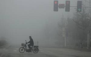 Ora Pechino esalta lo smog "Egualitario ed esilarante"