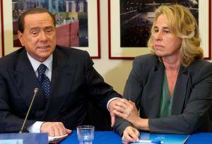 Berlusconi: "L'Italia non è una democrazia"