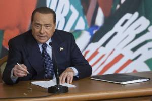 Berlusconi stronca Grillo:  "Un male peggiore di Renzi"