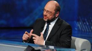 Spunta uno scheletro nell'armadio di Schulz il moralista