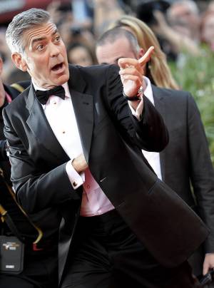 Clooney alla guerra del Partenone