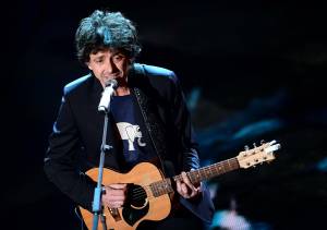 Il cantante Riccardo Sinigallia al Festival di Sanremo 2014