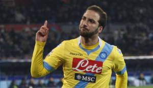 Un lampo di Higuain, poi il Napoli si addormenta