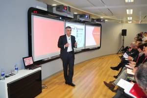 Vodafone investe sulle imprese, nasce Experience Center