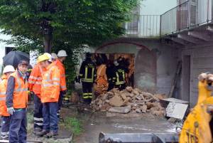 Tragedia a Novi Ligure, crolla una palazzina: muore un'anziana