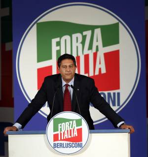 Toti: "Se la riforma del lavoro resta così, Forza Italia pronta a votarla"