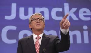 Juncker dava casa agli evasori fiscali