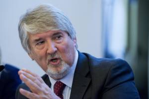 Poletti si piange addosso ma la sinistra lo processa