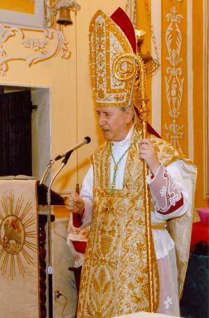 Scandali e abusi sessuali: Bergoglio commissaria la diocesi di Albenga